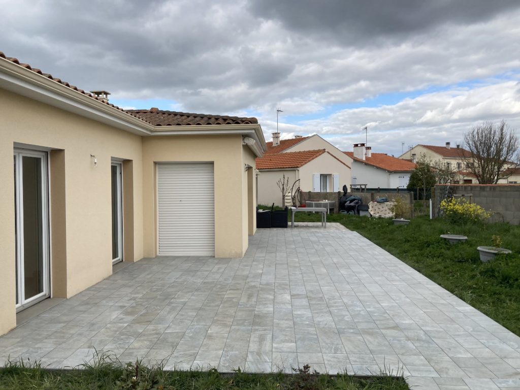 duo-ceram-carreleur-saint-pere-en-retz-terrasse-min